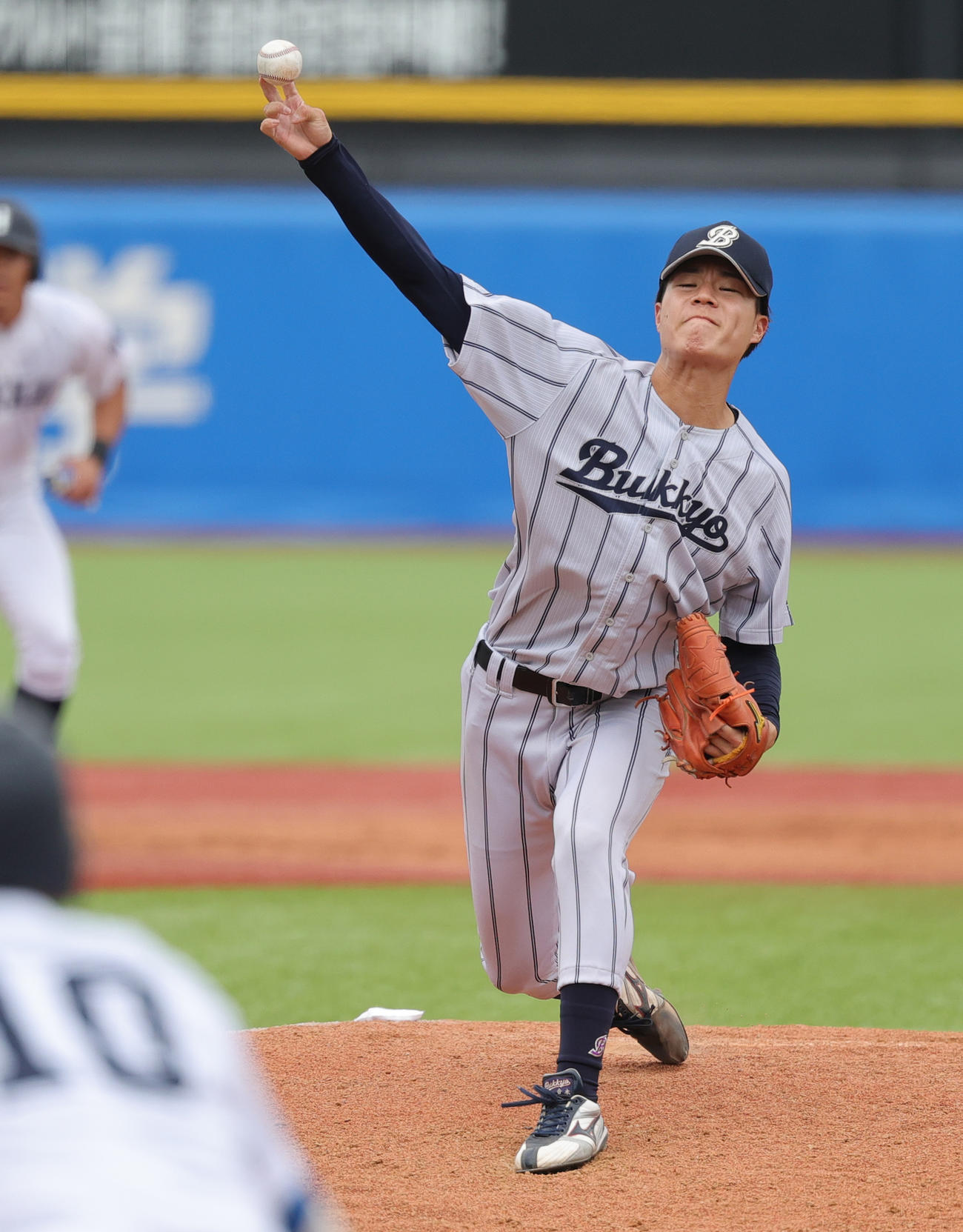 佛教大対北海学園大　佛教大先発の合木（撮影・野上伸悟）