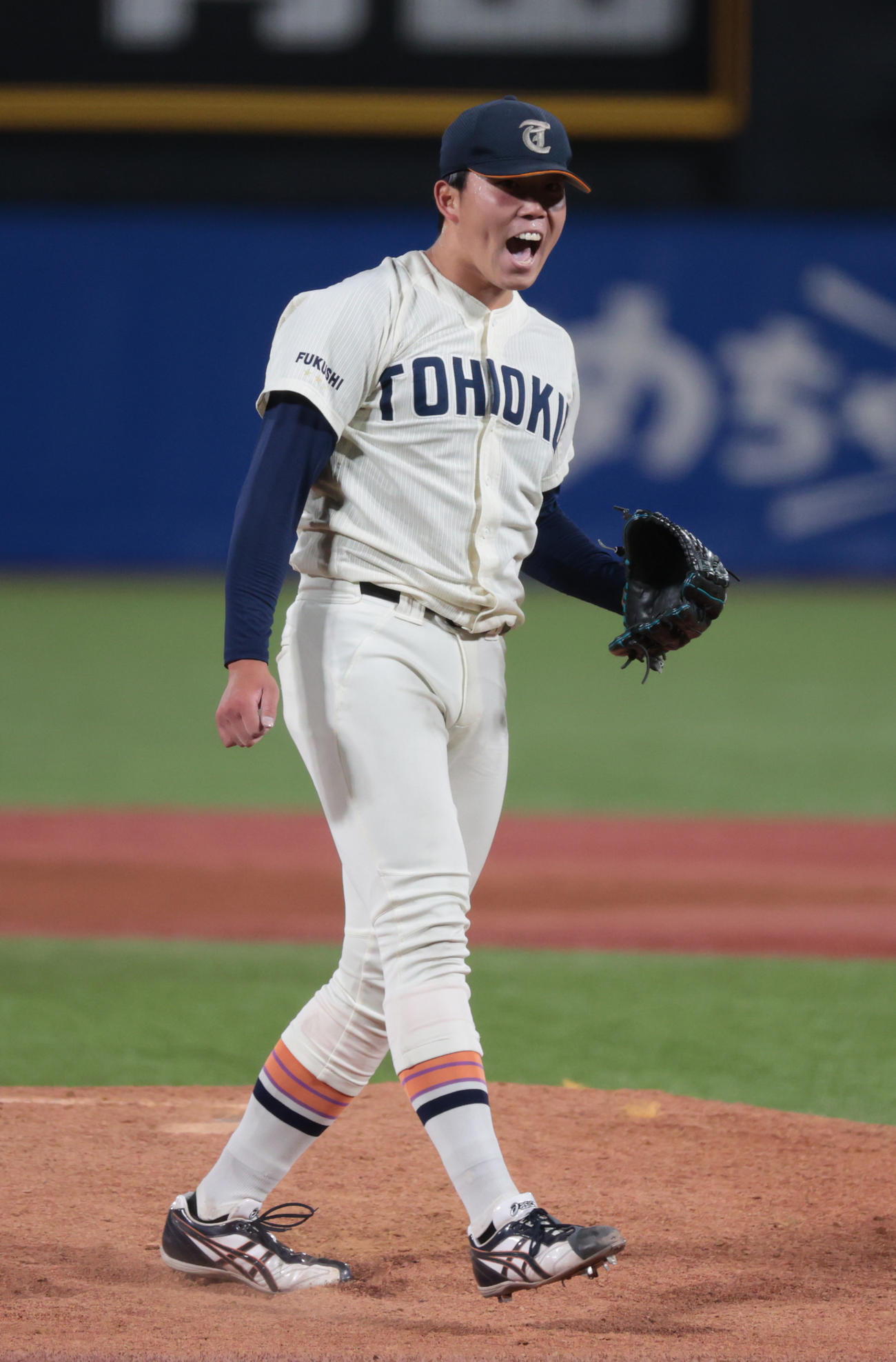 東北福祉大対東日本国際大　先発した東北福祉大・堀越（撮影・柴田隆二）