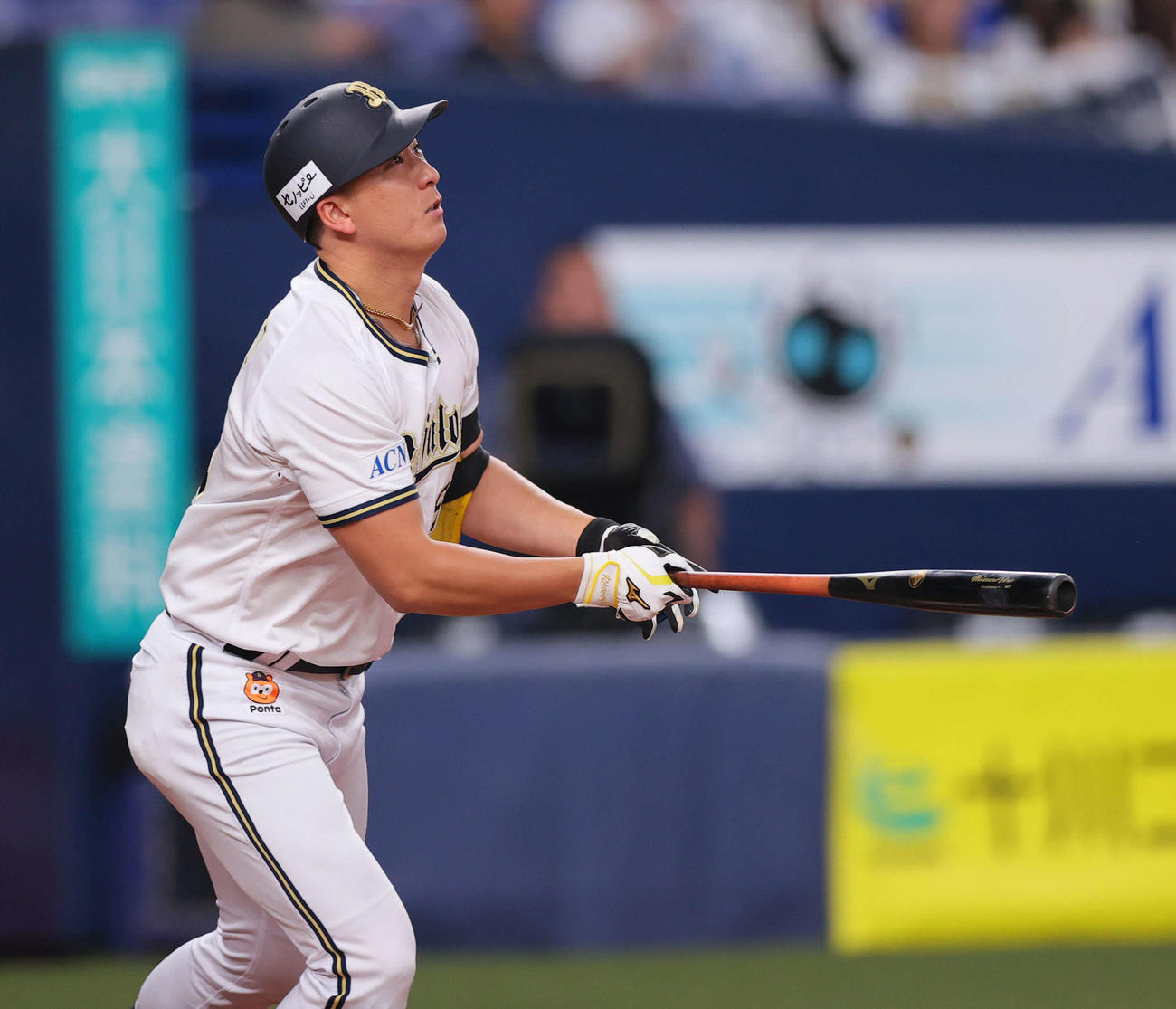 オリックス対DeNA 1回裏オリックス2死一塁、杉本は右適時三塁打を放つ（撮影・上山淳一）
