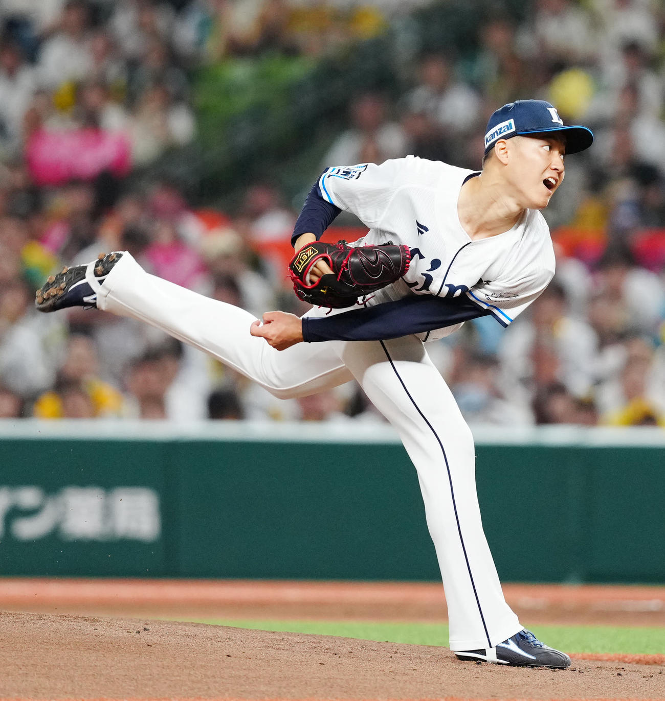 西武対阪神　西武先発の菅井（撮影・江口和貴）