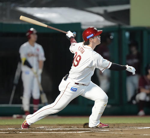 楽天】4番伊藤裕季也が今季1号含む2安打2打点で役割果たす