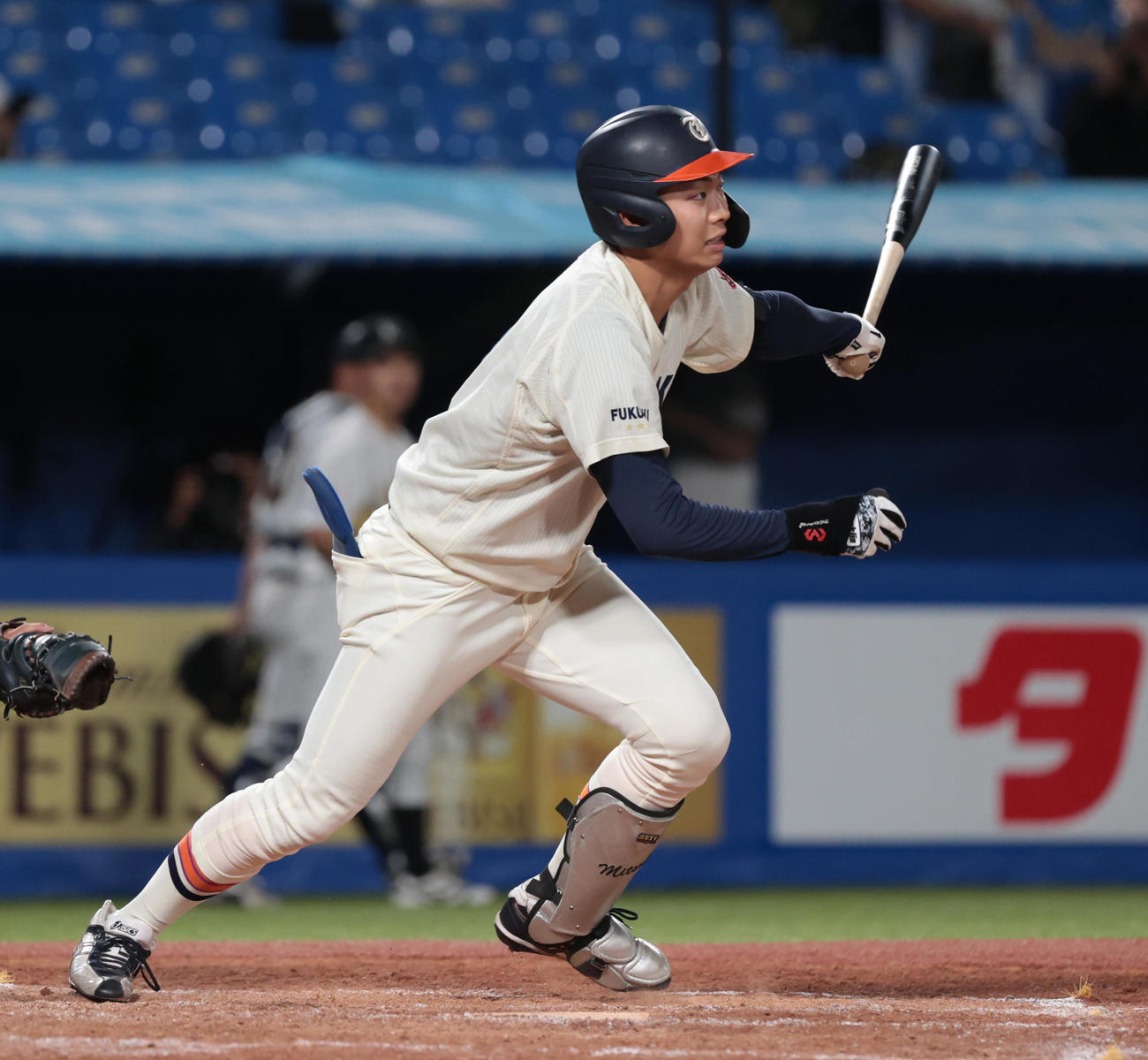 東北福祉大対東日本国際大　3回表東北福祉大1死一、三塁、佐藤は右前に適時打を放つ（撮影・柴田隆二）