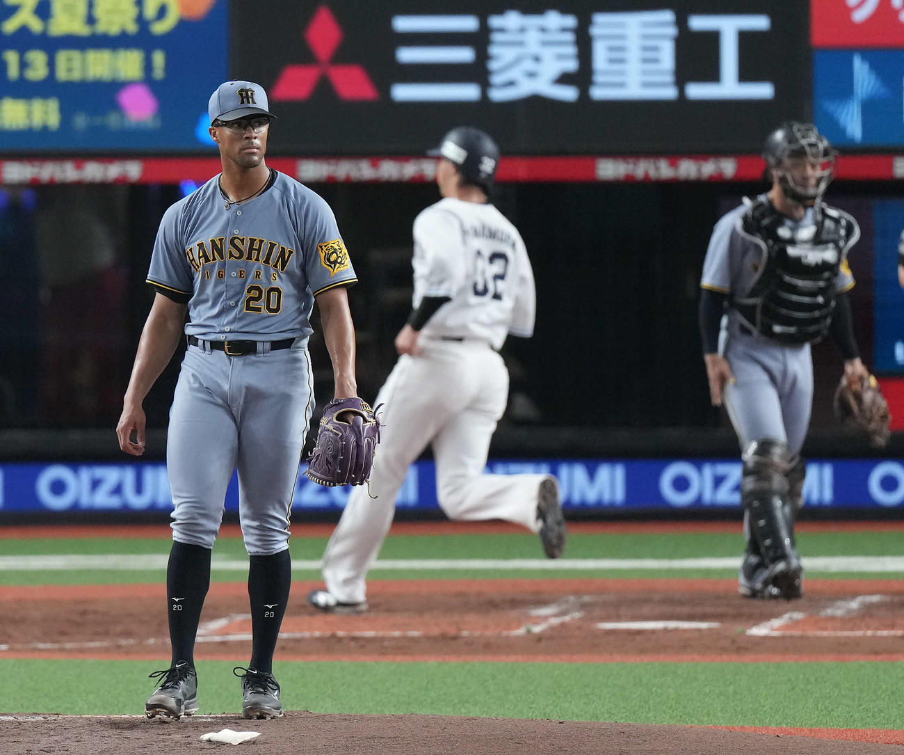 西武対阪神　2回裏西武1死三塁、長谷川に適時打を許し勝ち越されるデュプランティエ（撮影・たえ見朱実）