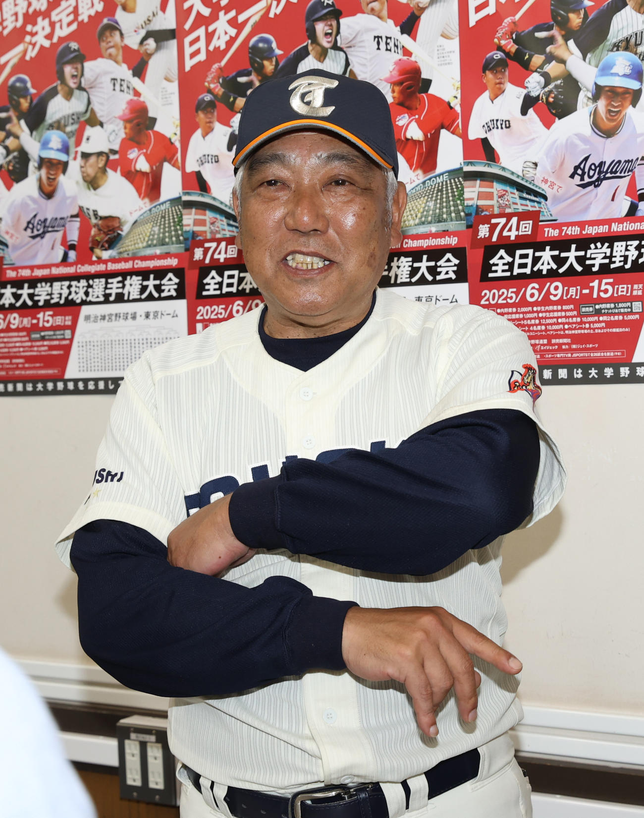 東北福祉大対青学大　勝利した東北福祉大・山路監督は会見する（撮影・柴田隆二）