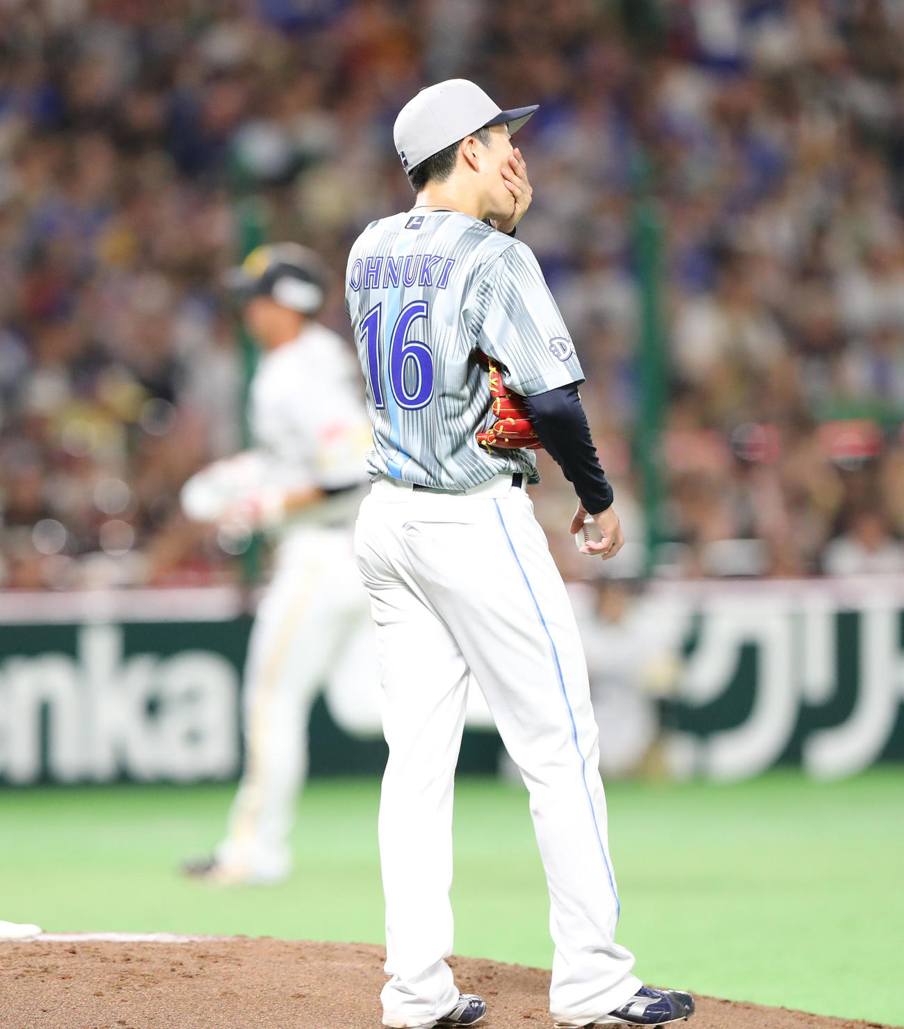 ソフトバンク対DeNA 2回裏ソフトバンク2死、秋広に右越え先制本塁打を浴びた大貫（撮影・梅根麻紀）