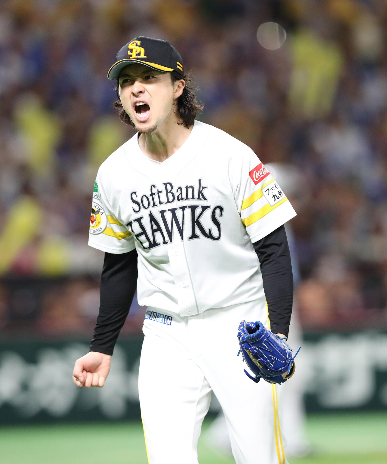 ソフトバンク対DeNA 7回表DeNA2死一、二塁、上沢は松尾を三ゴロに仕留めガッツポーズ（撮影・梅根麻紀）