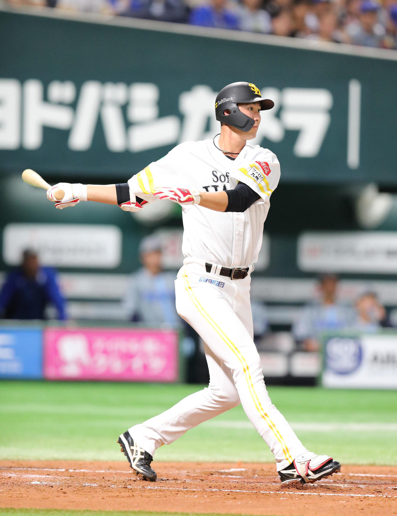 ソフトバンク対DeNA 2回裏ソフトバンク2死、秋広は右越えに先制本塁打を放つ（撮影・梅根麻紀）