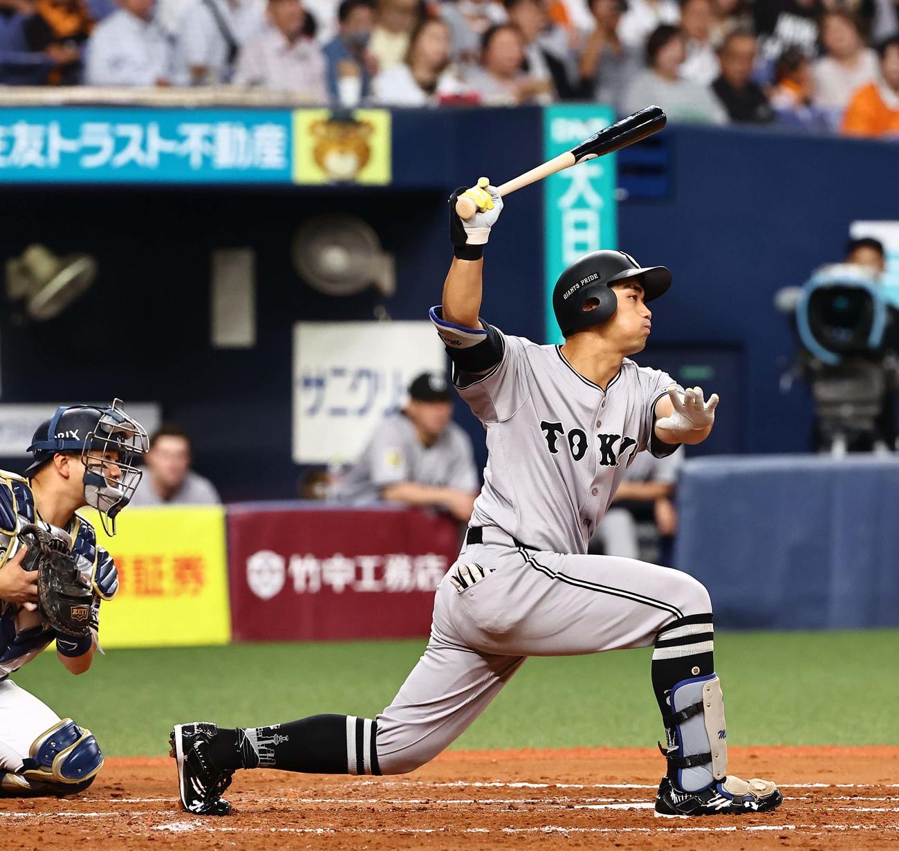 オリックス対巨人　3回表巨人無死一塁、三塚は三振に倒れる（撮影・上田博志）