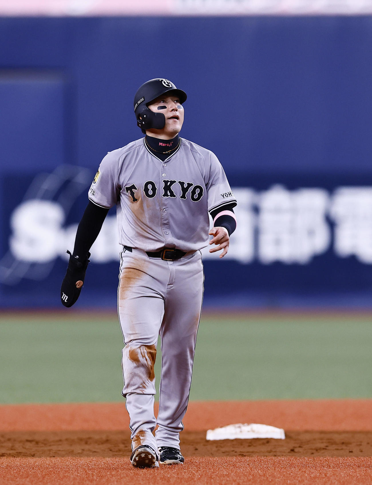 オリックス対巨人　4回表巨人2死一塁、打者大城のとき丸が二盗失敗（撮影・藤尾明華）