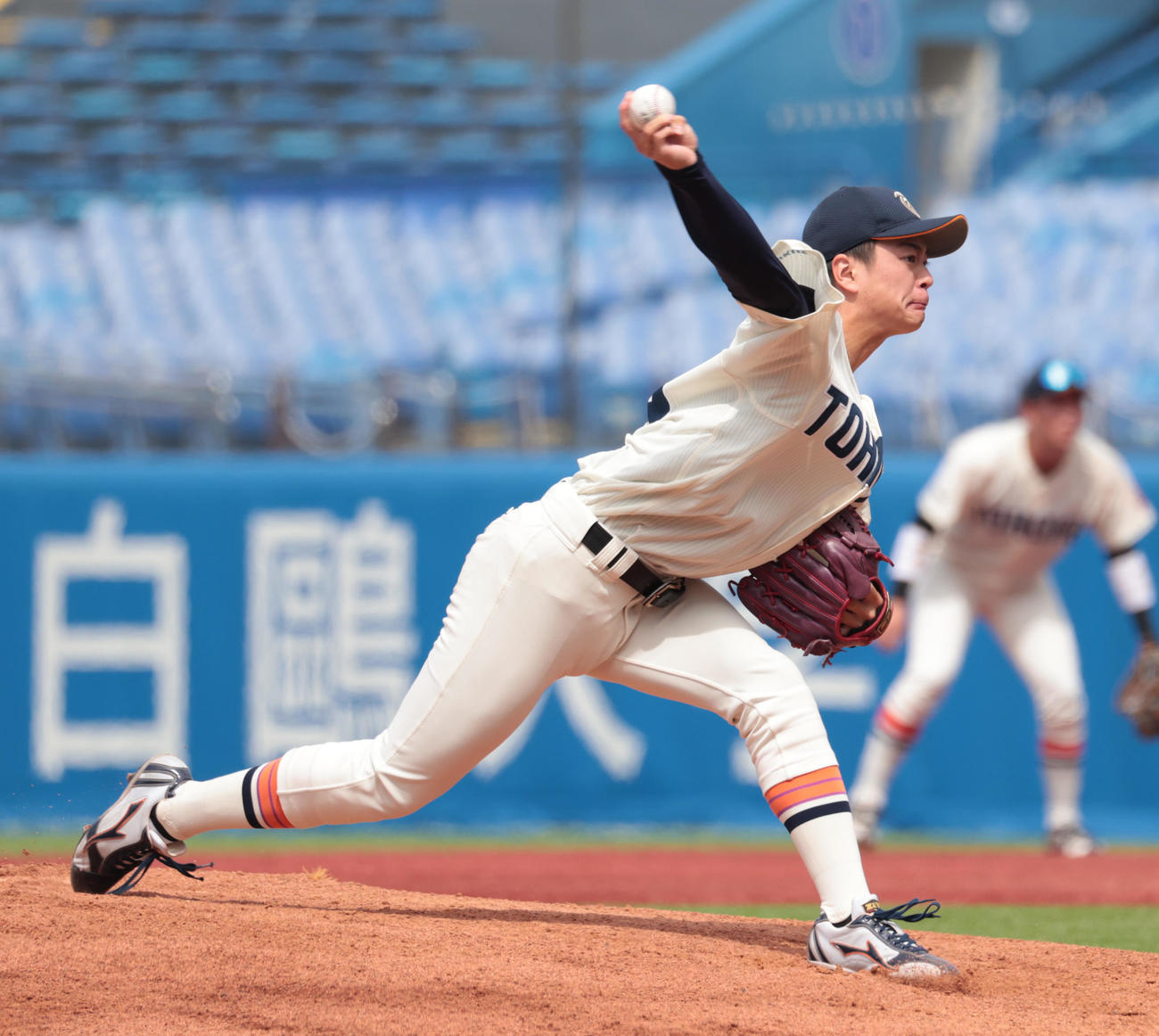 東北福祉大対福井工大　先発した東北福祉大・桜井頼（撮影・柴田隆二）