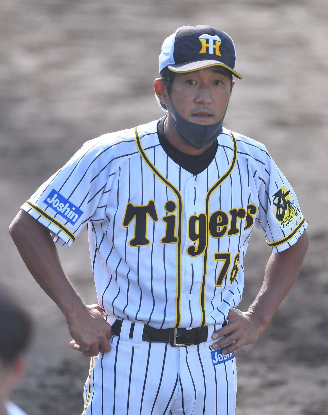 阪神コーチ時代の平野恵一氏（2020年9月29日撮影）