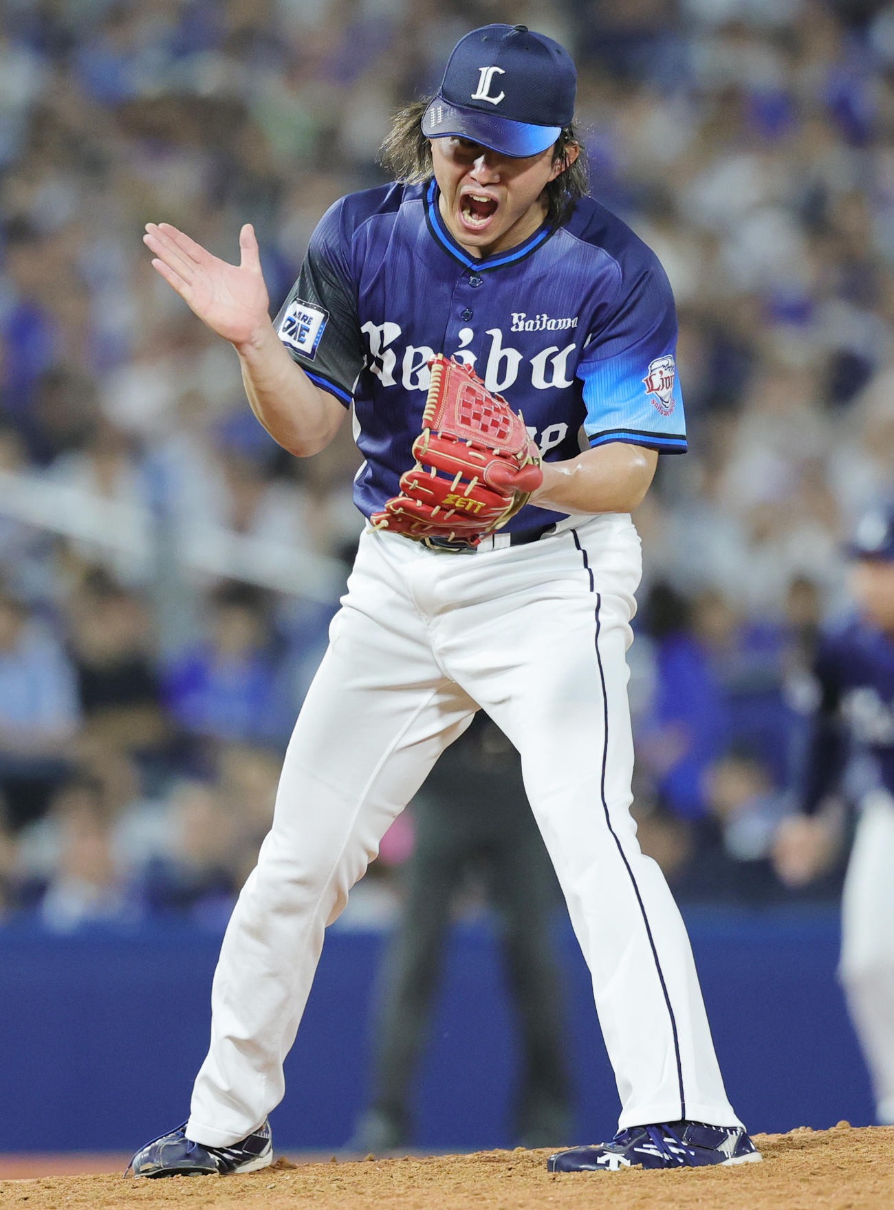 DeNA対西武　完封勝利を挙げ喜ぶ西武今井（撮影・野上伸悟）