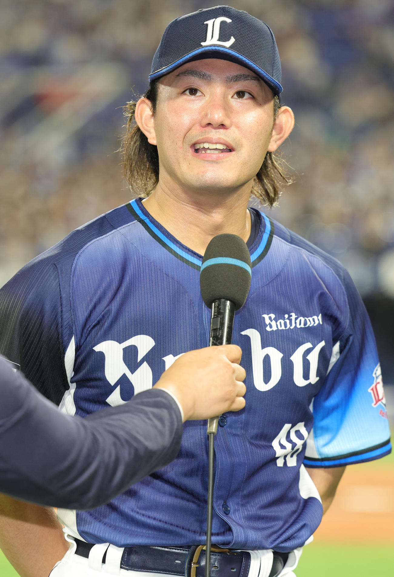 DeNA対西武　ヒーローインタビューを受ける西武今井（撮影・野上伸悟）