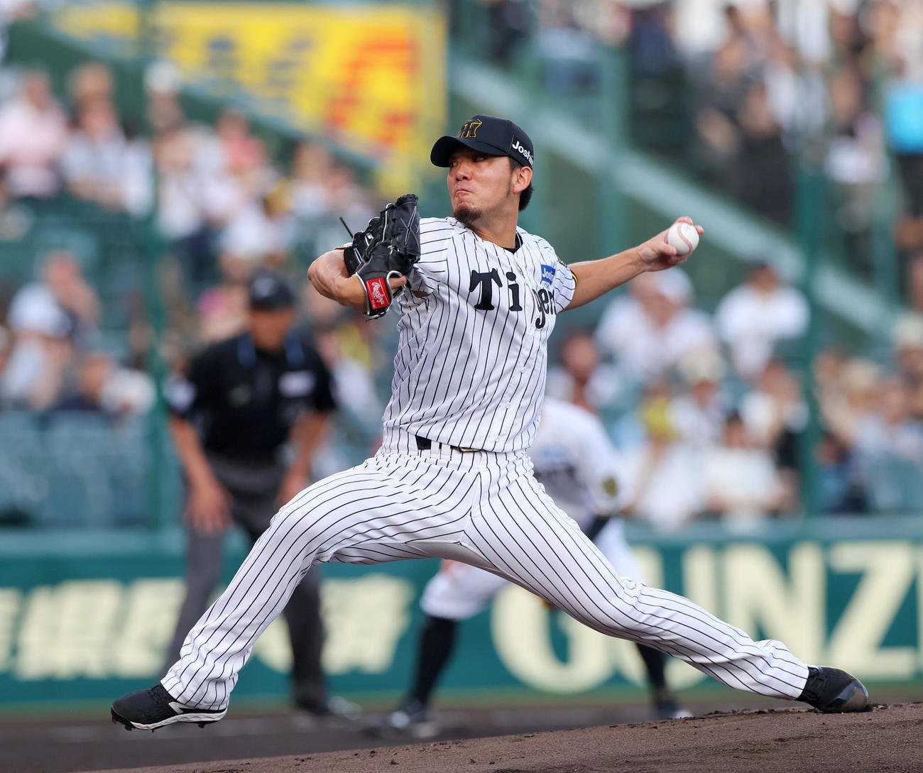 阪神対ロッテ　阪神先発の伊藤将（撮影・上山淳一）
