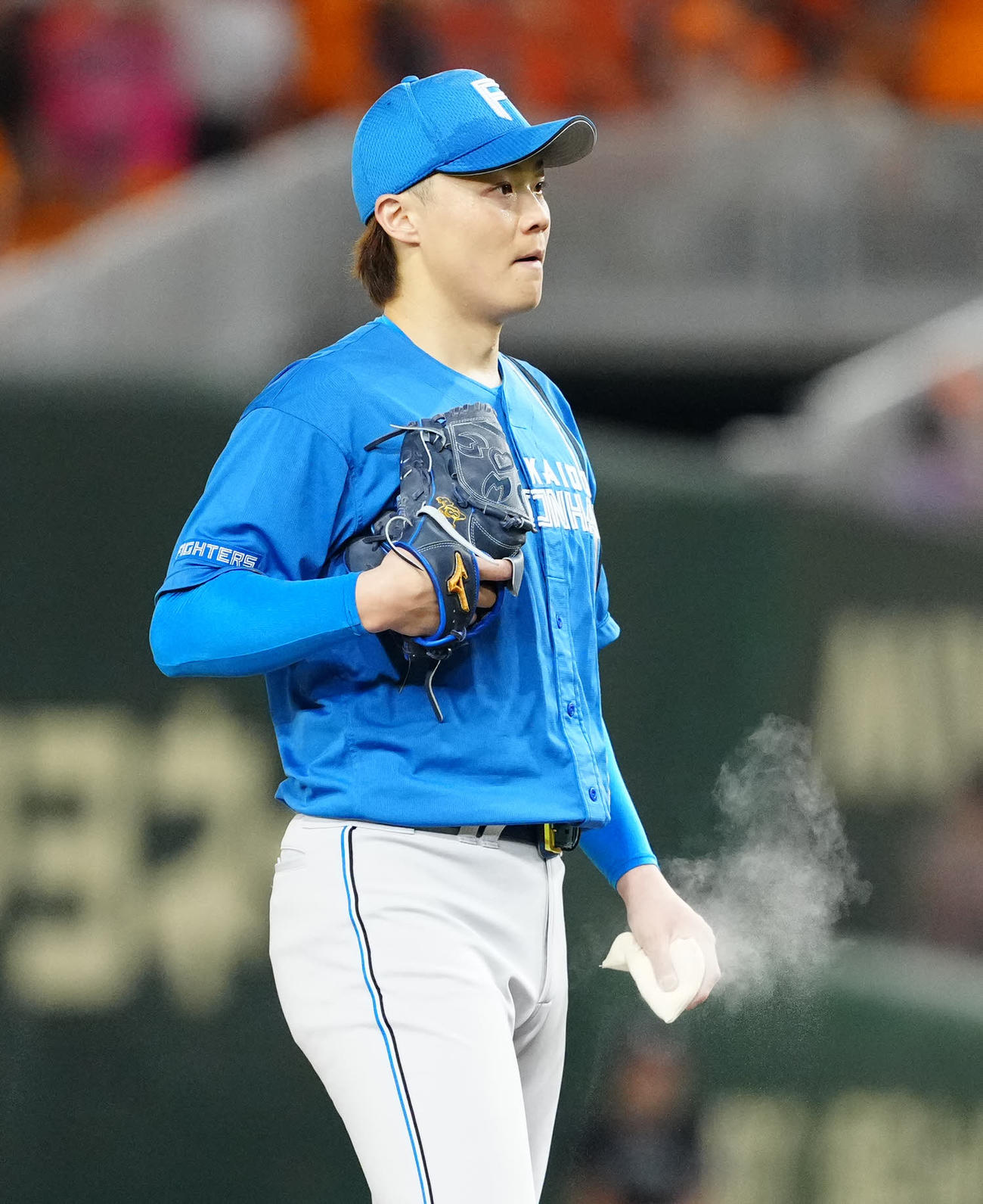 巨人対日本ハム　6回裏巨人1死二、三塁、増田陸に犠飛を浴びた山崎（撮影・江口和貴）