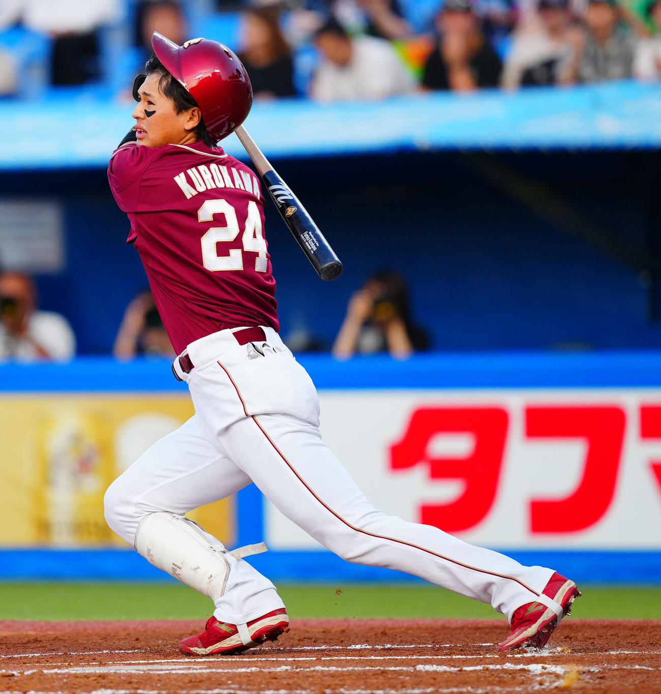 ヤクルト対楽天　1回表楽天2死二、三塁、左翼に先制適時打を放つ黒川（撮影・垰建太）