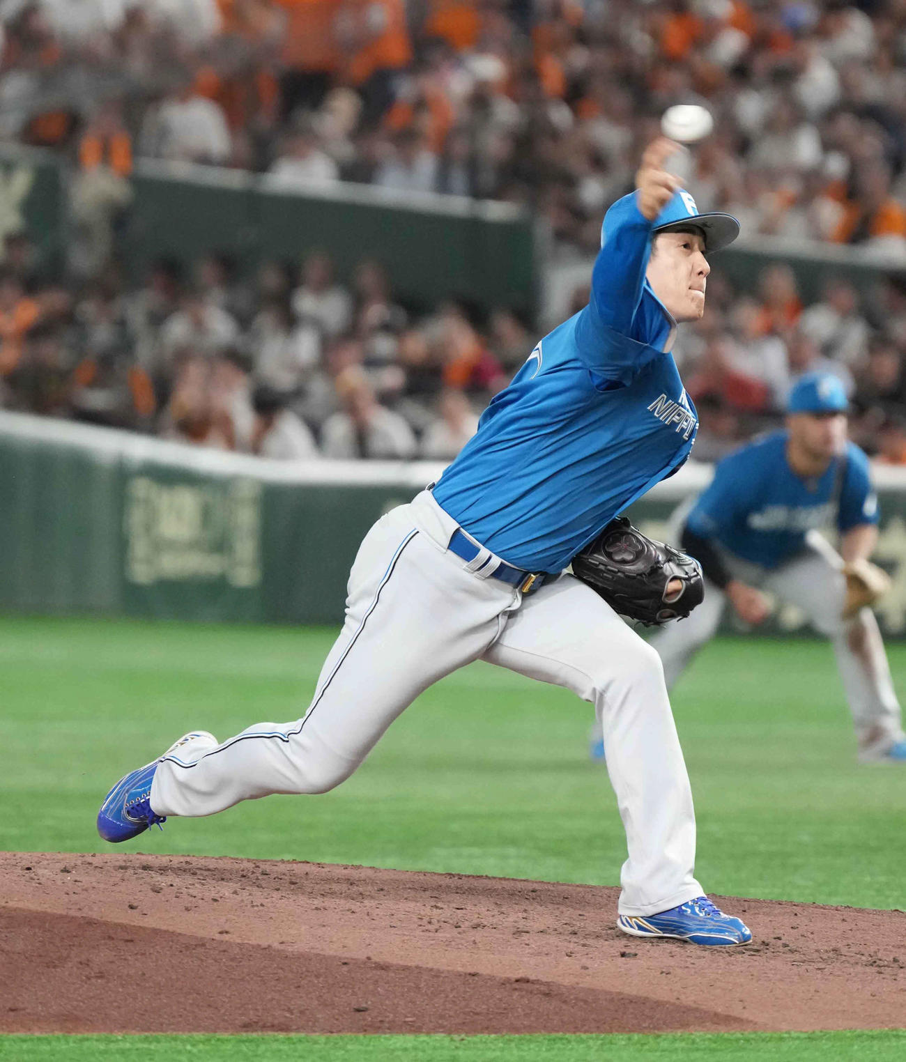 巨人対日本ハム　日本ハム先発の北山（撮影・小沢裕）