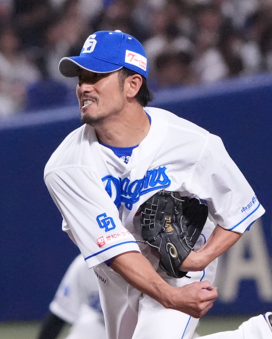 中日対オリックス　8回表、中日5番手で登板する祖父江（撮影・森本幸一）