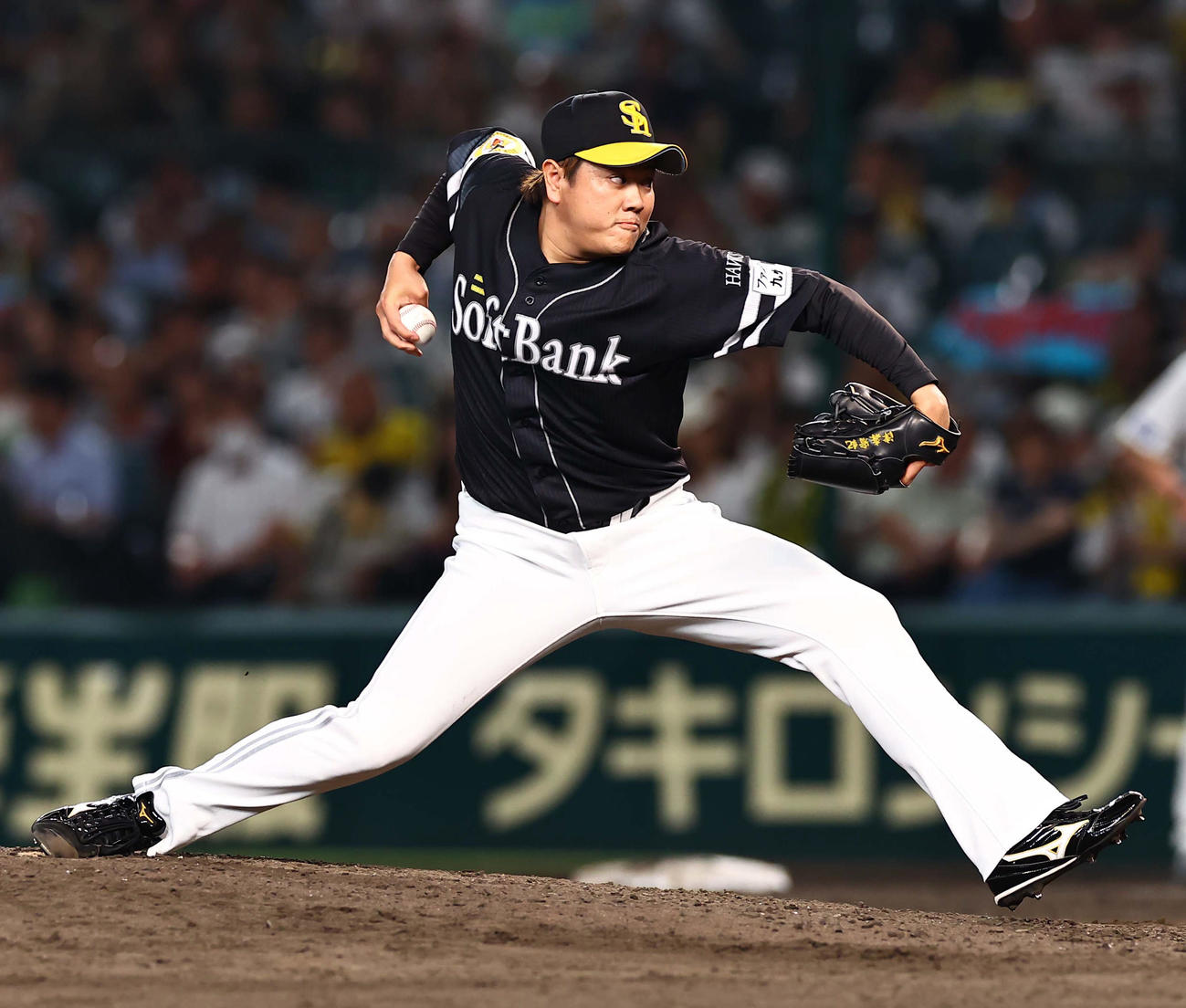 阪神対ソフトバンク　ソフトバンク5番手の津森（撮影・上田博志）