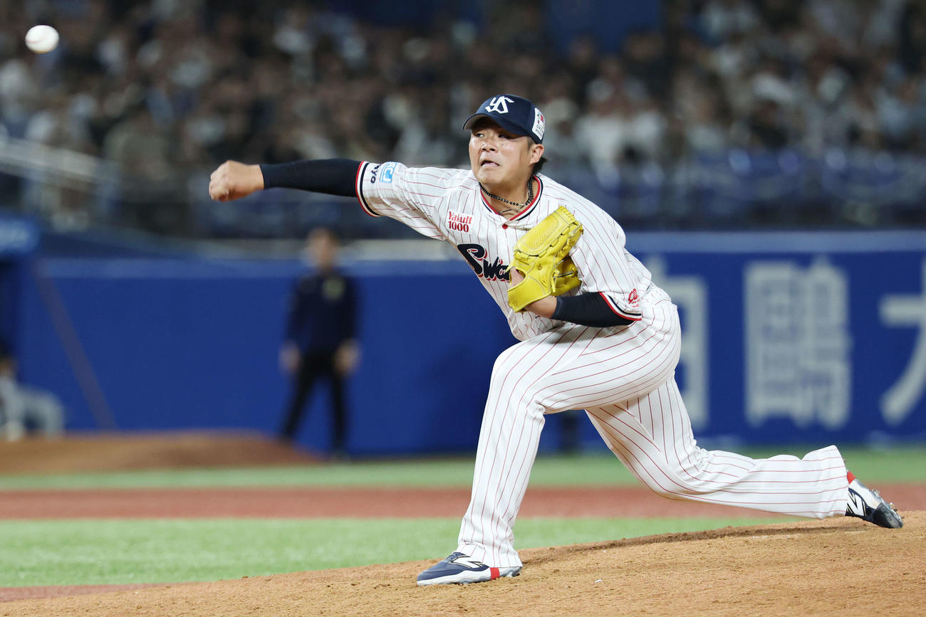 ヤクルト対オリックス　ヤクルト3番手の清水（撮影・宮地輝）