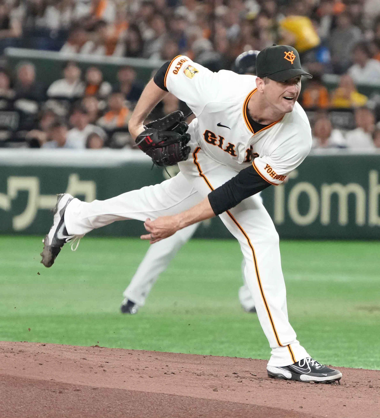 巨人対西武　巨人先発のグリフィン（撮影・小沢裕）