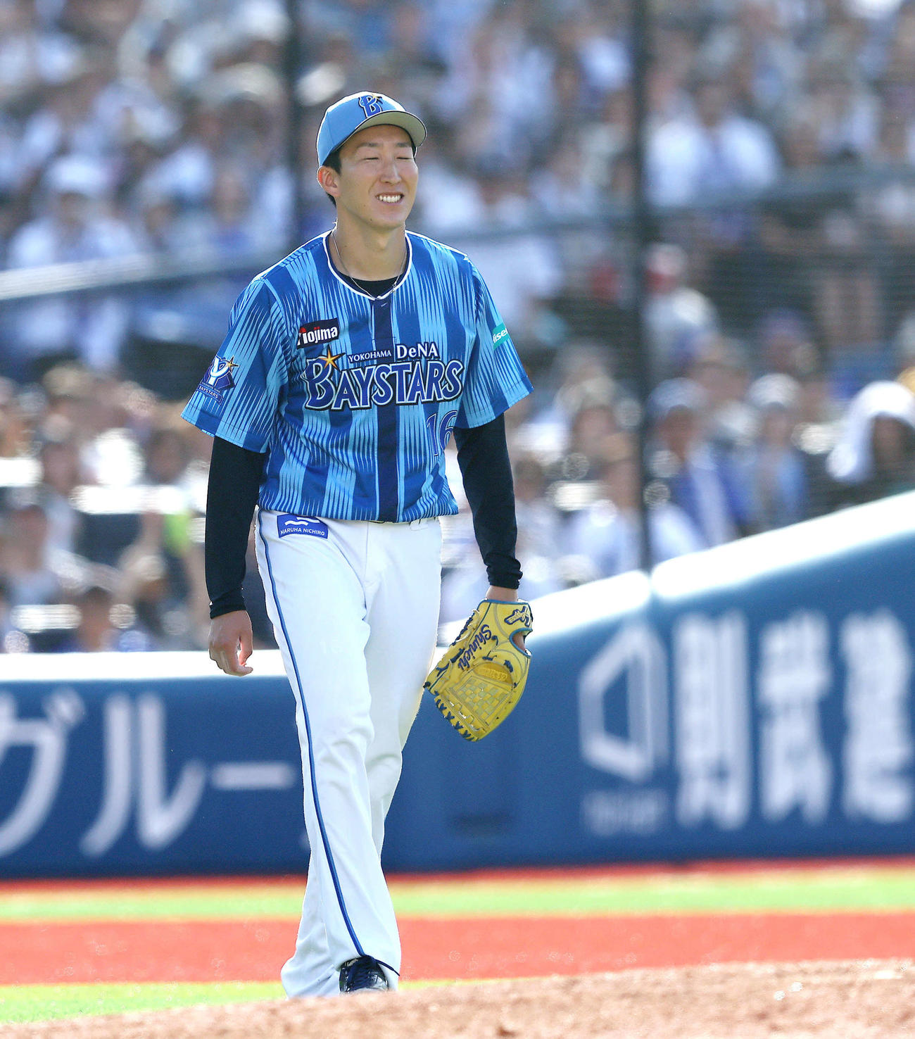 DeNA対ロッテ　9回表ロッテ2死、西川に内野安打を許す大貫（撮影・河田真司）