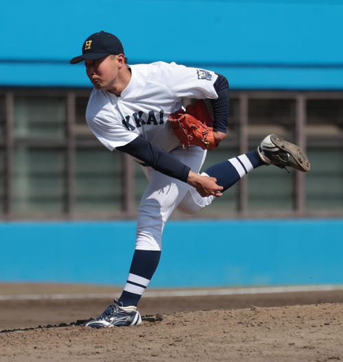 紅白戦、3回から登板した北海学園大・工藤(撮影・柴田隆二)