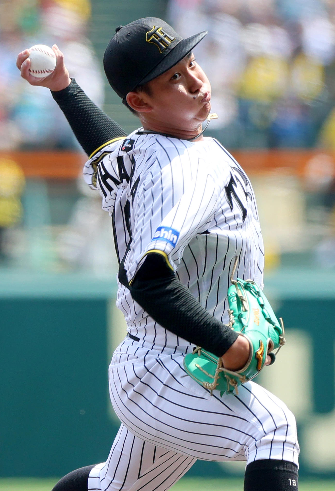 阪神対ソフトバンク　阪神先発の伊原（撮影・上山淳一）