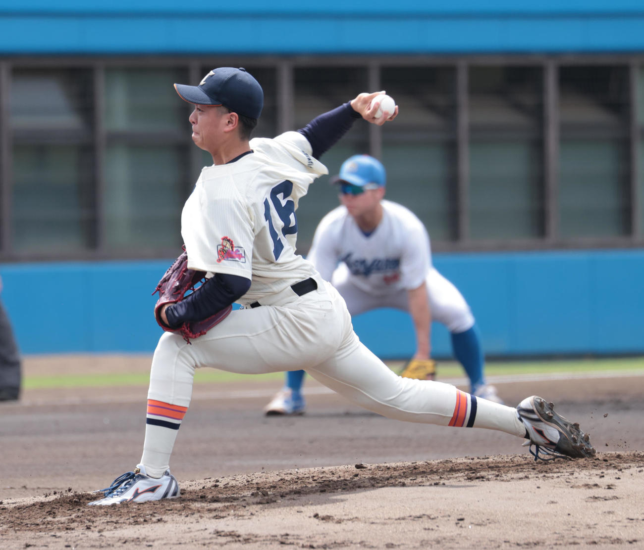 紅白戦　先発した東北福祉大・桜井（撮影・柴田隆二）