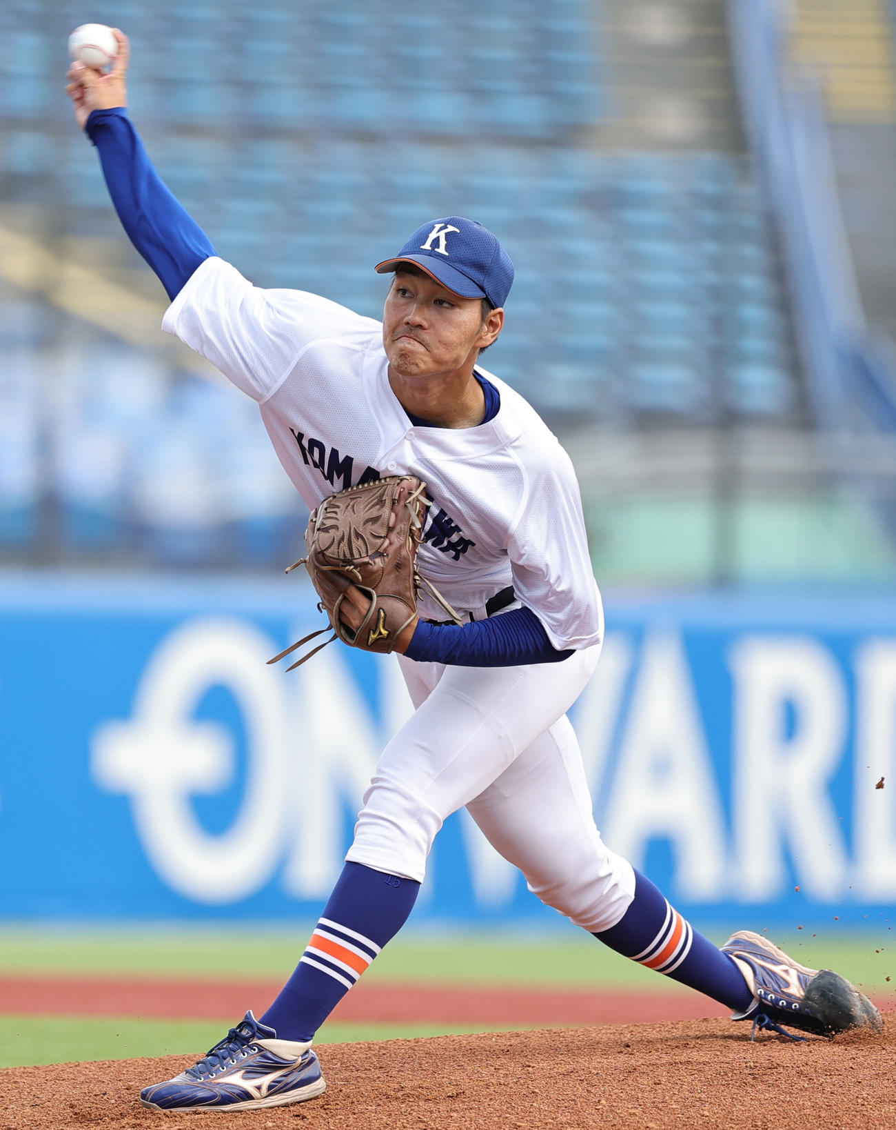 日大対駒大　駒大先発の仲村竜＝（撮影・野上伸悟）