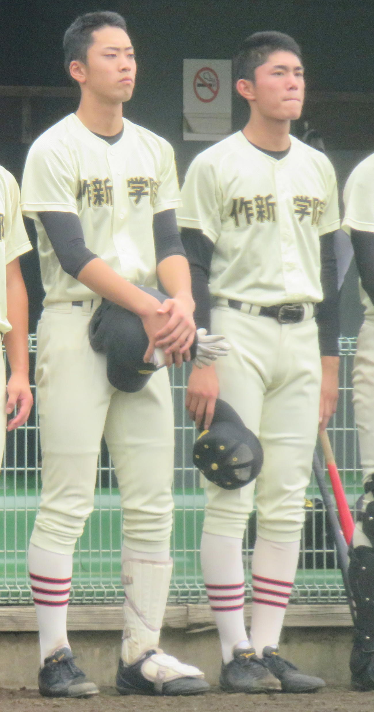 作新学院時代のの今井達也（右）と入江大生