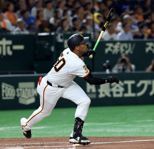巨人】オコエ瑠偉「ヘッドの感じ方が全然違う」魚雷バットで三塁打含む