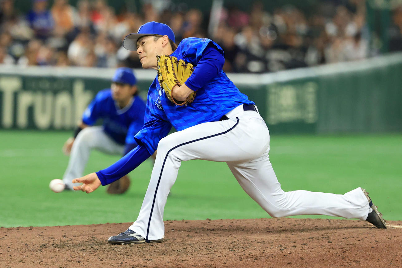 巨人対DeNA 7回裏巨人の攻撃で登板した颯（撮影・浅見桂子）