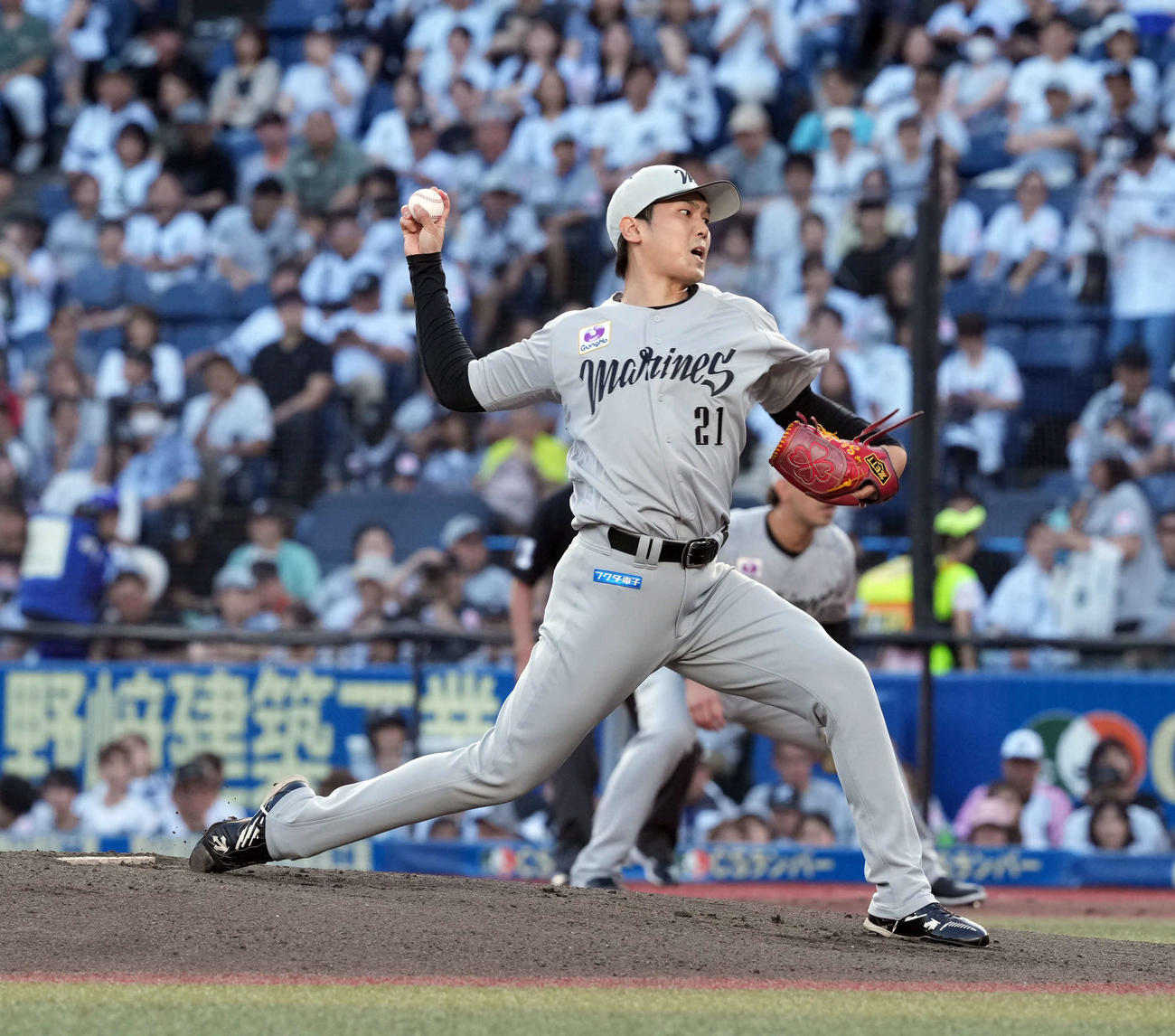 ロッテ対ソフトバンク　ロッテの先発石川柊（撮影・たえ見朱実）