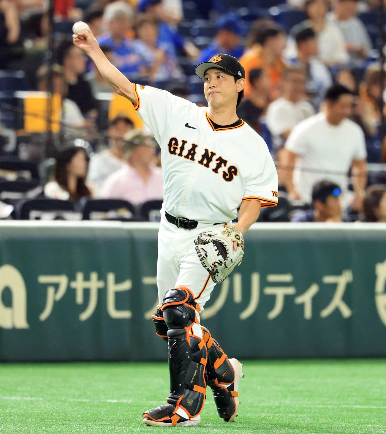 巨人対DeNA　キャッチボールする巨人小林（撮影・浅見桂子）