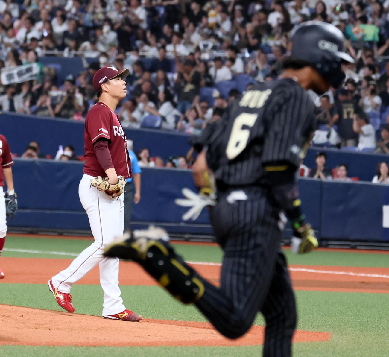 オリックス対楽天　1回裏オリックス無死、藤井は宗に右越えソロ本塁打を浴び先頭から2者連続被弾となる（撮影・加藤哉）