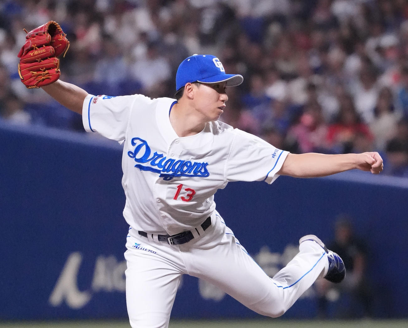 中日対広島　9回表、中日4番手で登板する橋本（撮影・森本幸一）