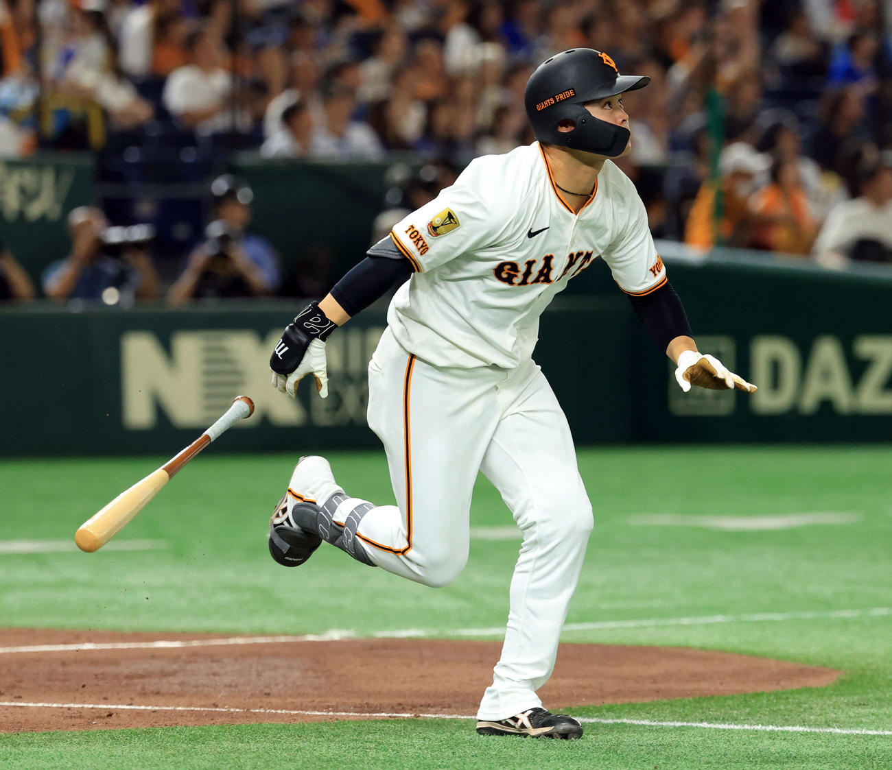 巨人対DeNA 2回裏巨人無死、中山はプロ1号本塁打を放つ（撮影・浅見桂子）