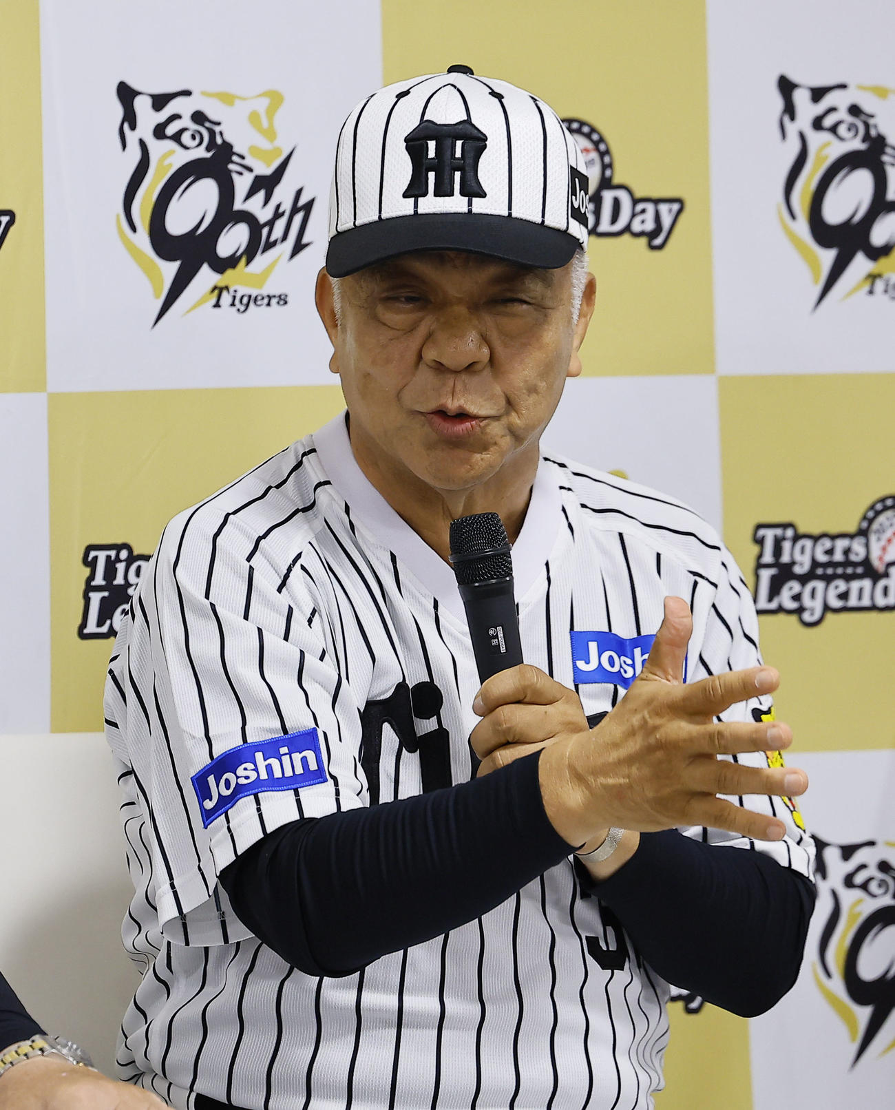 阪神対巨人　トークショーを行う掛布雅之氏（撮影・藤尾明華）