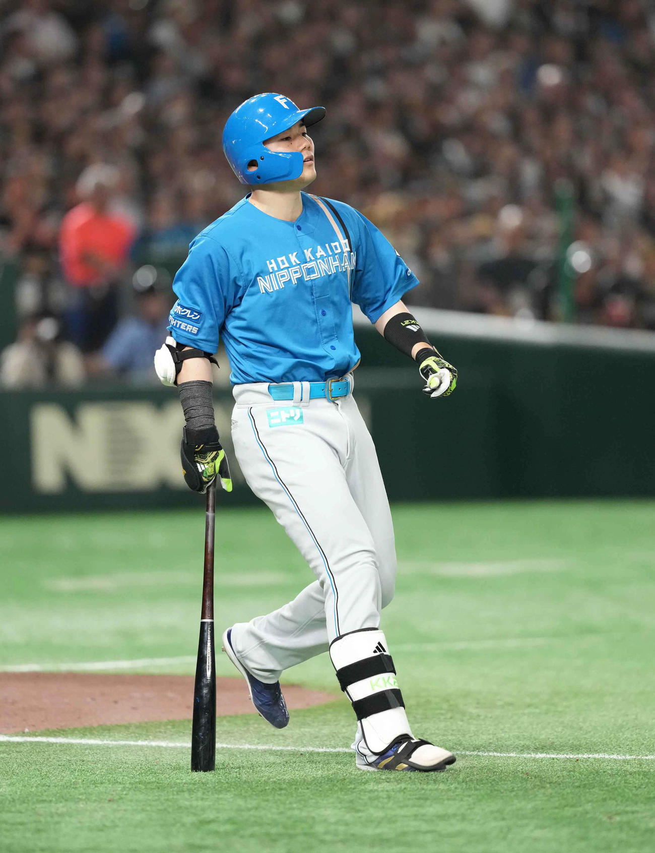 ソフトバンク対日本ハム　8回表日本ハム2死一、三塁、清宮は一ゴロに倒れる（撮影・小沢裕）