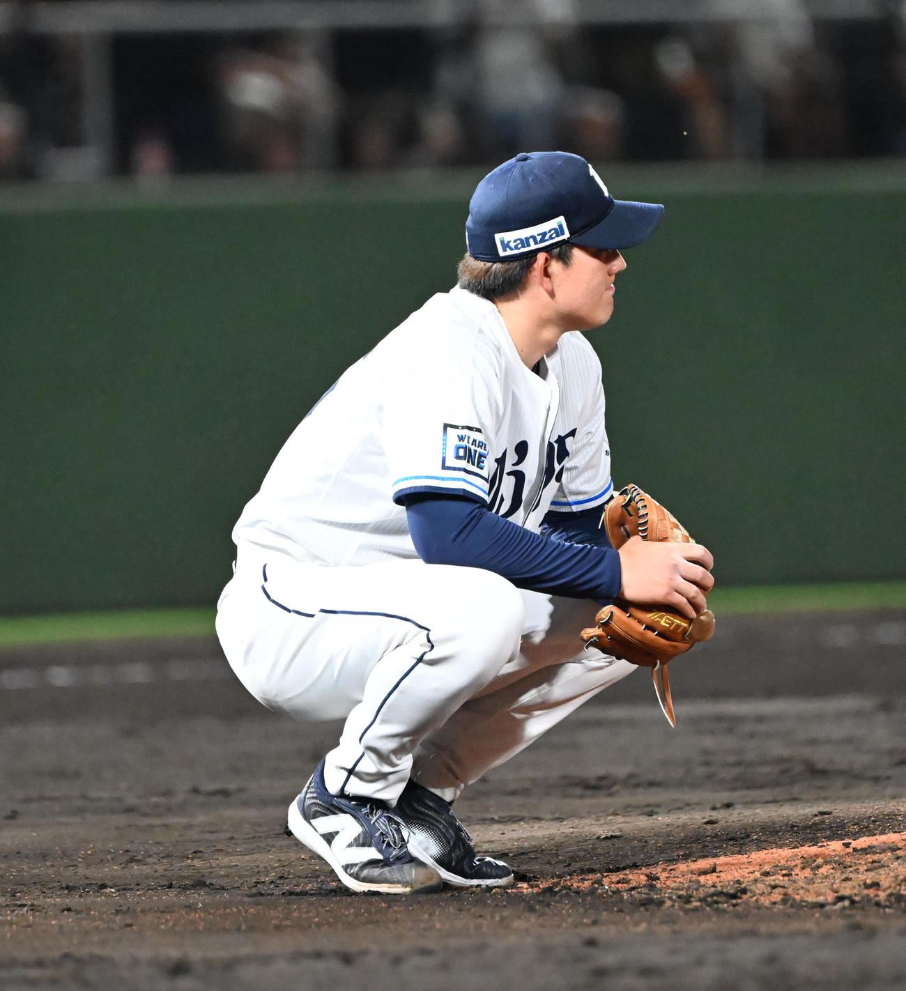 西武対オリックス　8回表オリックス無死、来田に右越えソロ本塁打を浴びた與座（撮影・和賀正仁）