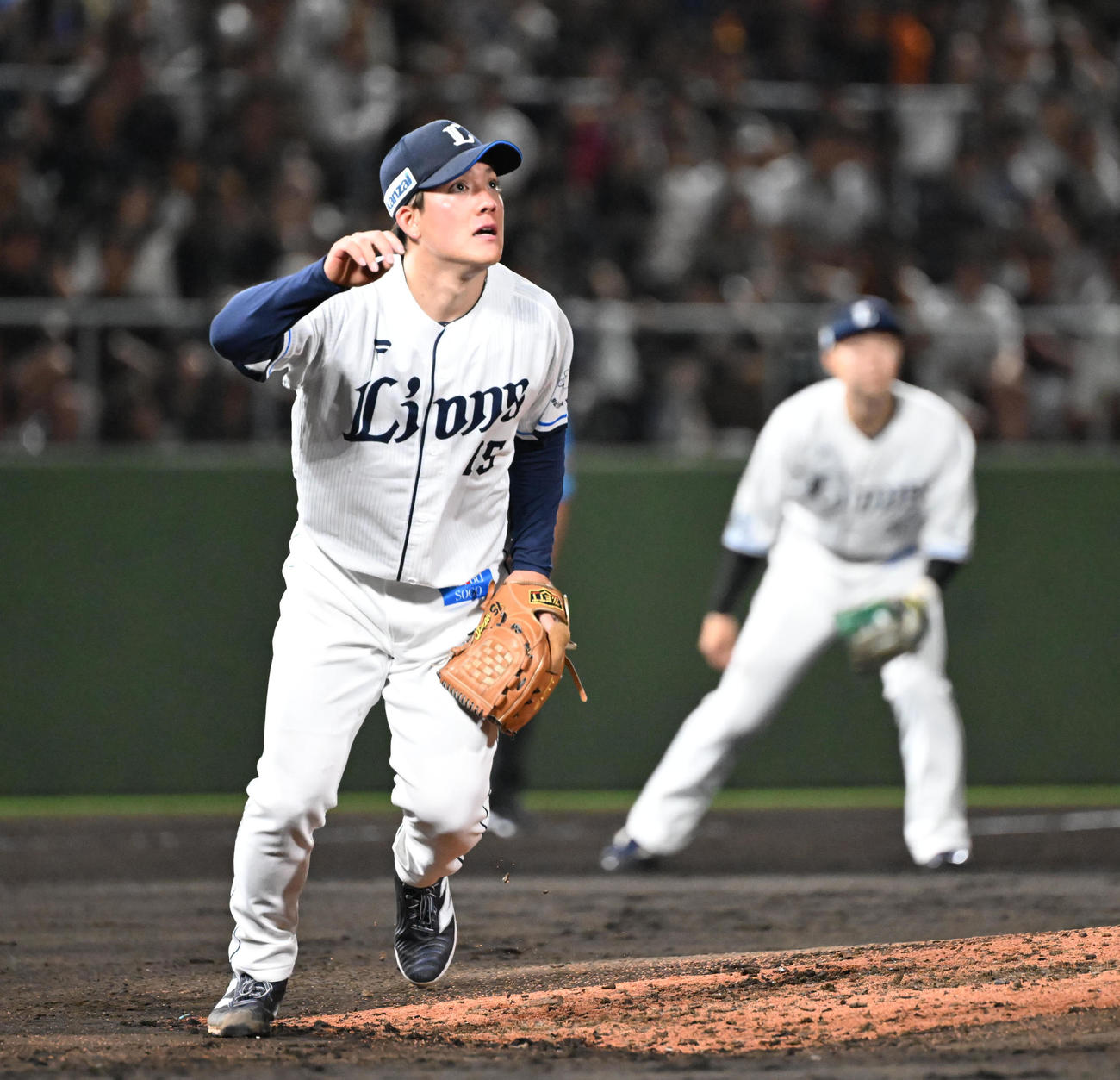 西武対オリックス　6貝表オリックス2死、西野に右越えソロ本塁打を浴びる與座（撮影・和賀正仁）