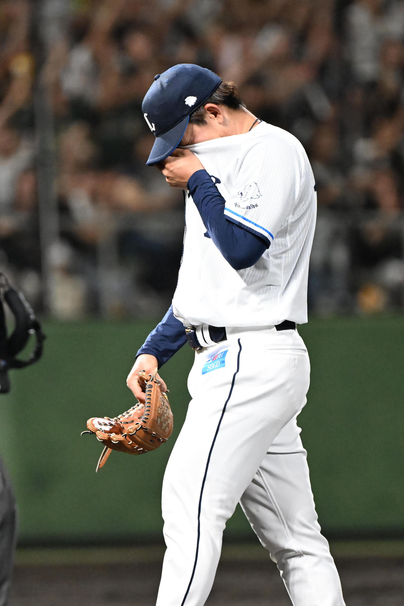 西武対オリックス　6貝表オリックス2死、西野に右越えソロ本塁打を浴びる與座（撮影・和賀正仁）