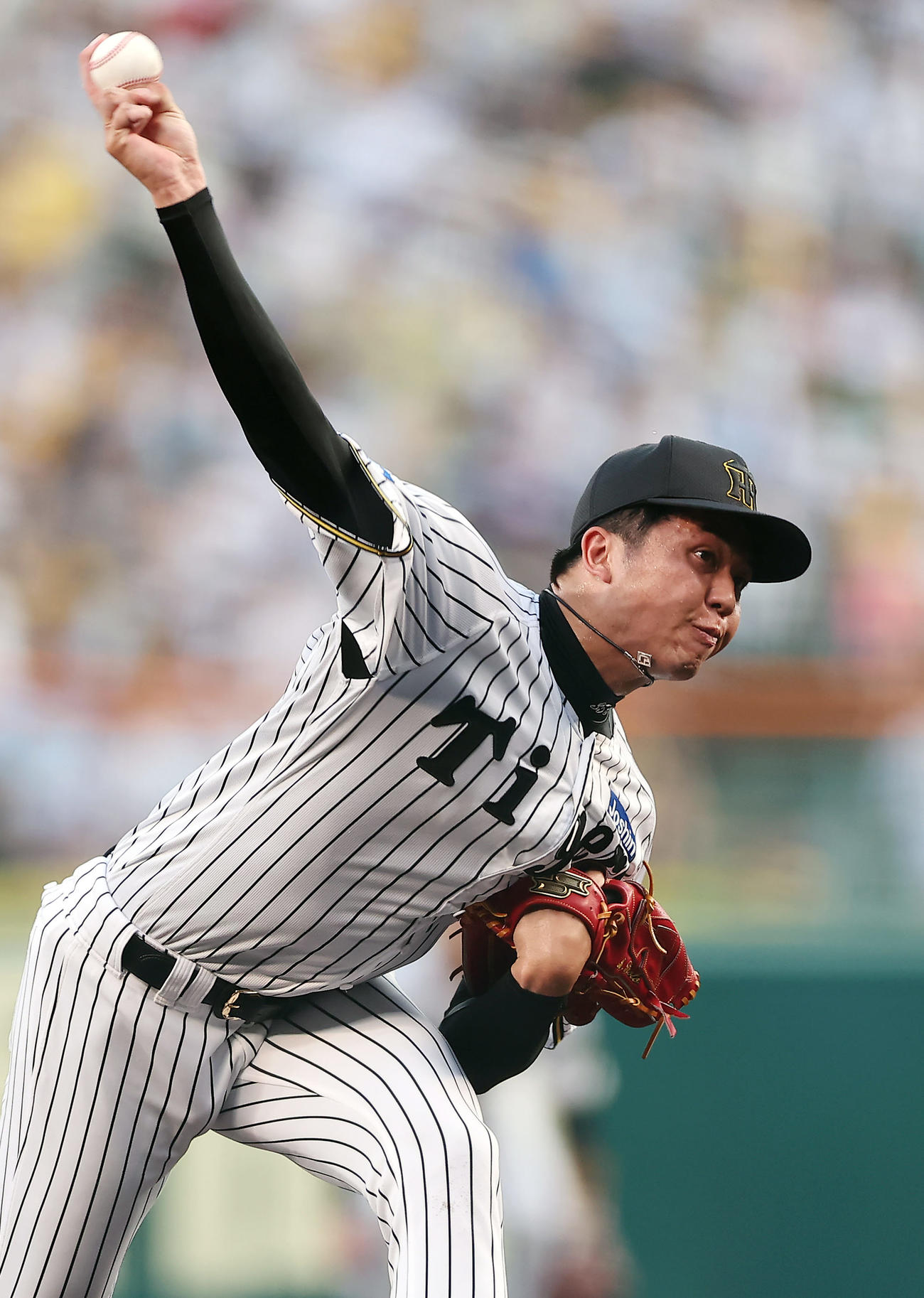 阪神対巨人　力投する阪神先発の才木（撮影・前田充）