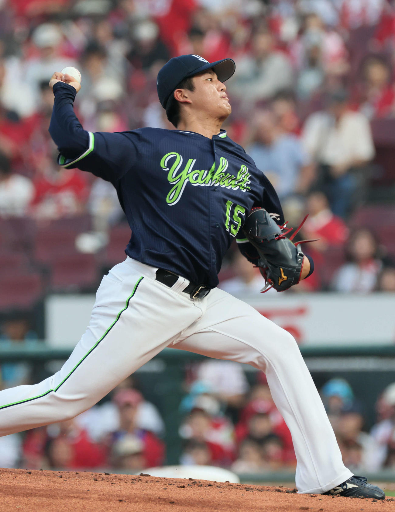 広島対ヤクルト　ヤクルト先発の中村優（撮影・加藤孝規）