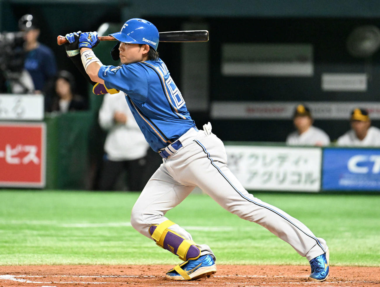 ソフトバンク対日本ハム　3回表日本ハム1死、田宮は中前安打を放つ（撮影・林敢治）