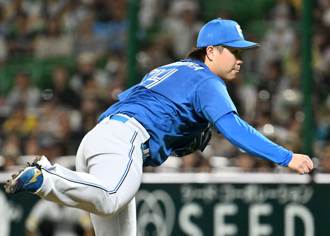 ソフトバンク対日本ハム　日本ハム先発の金村（撮影・林敢治）