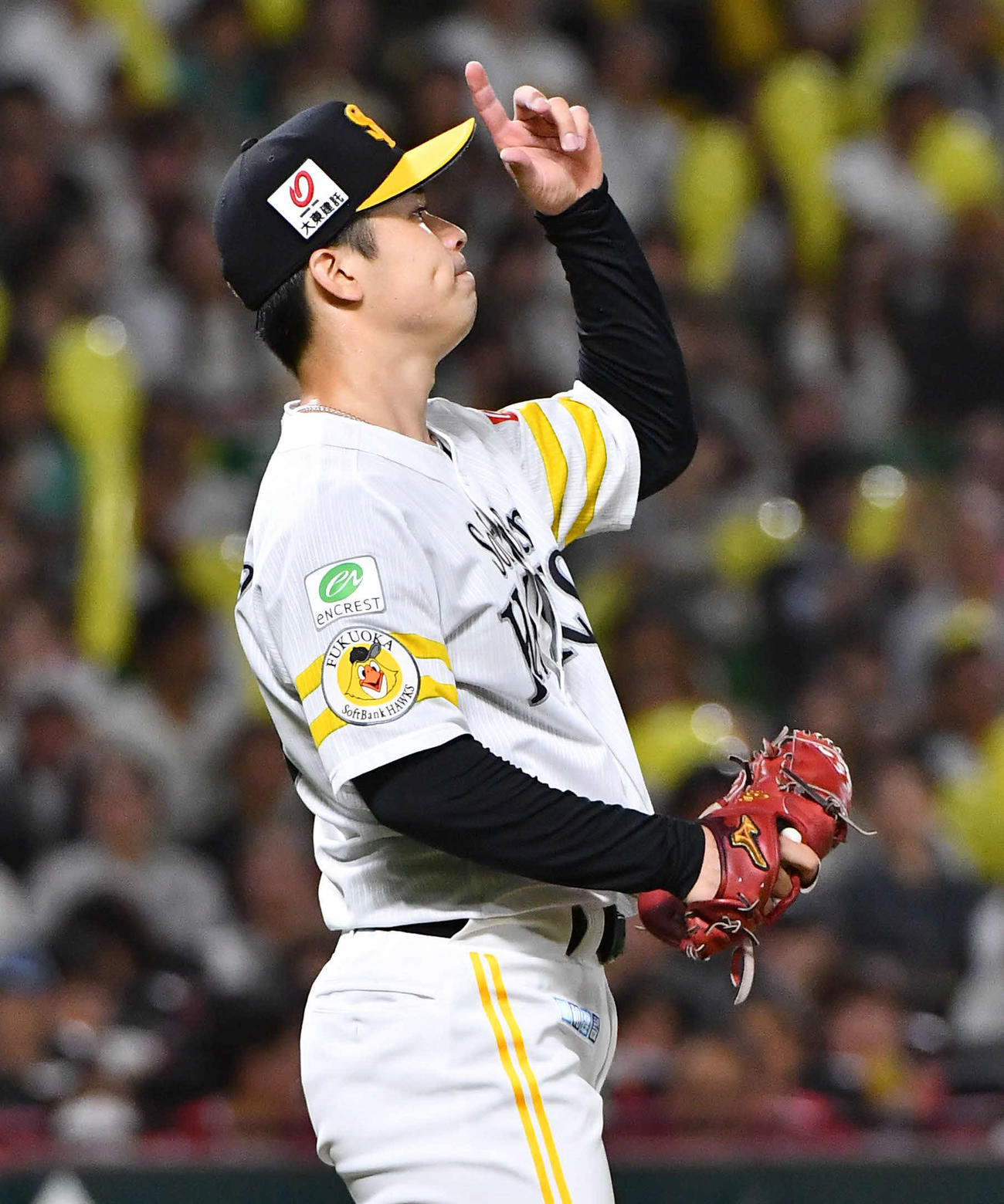 ソフトバンク対日本ハム　7回表日本ハム2死一塁、吉田を空振り三振に抑えた松本晴（撮影・岩下翔太）