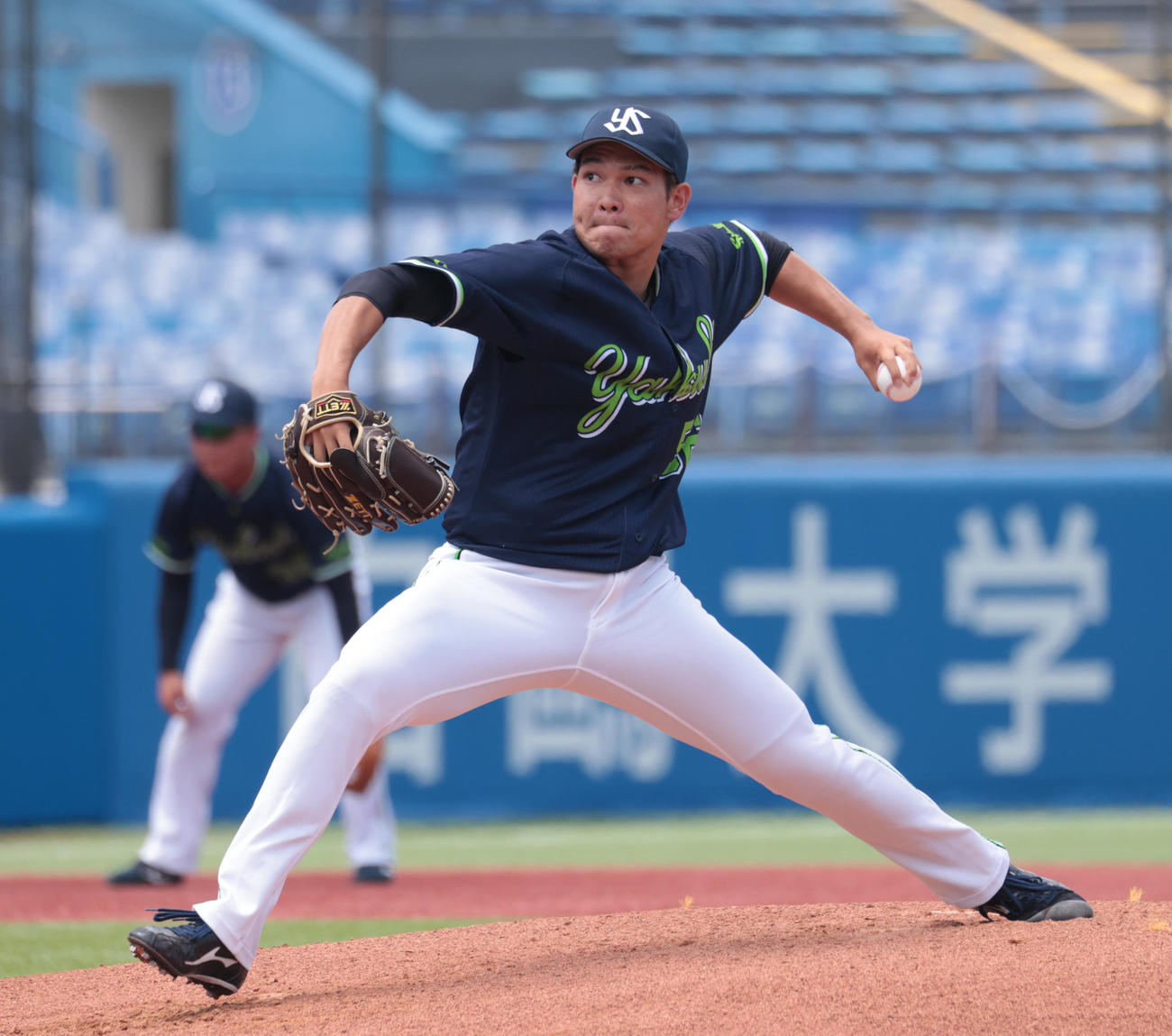 ヤクルト2軍対大学代表　先発したヤクルト坂本（撮影・柴田隆二）