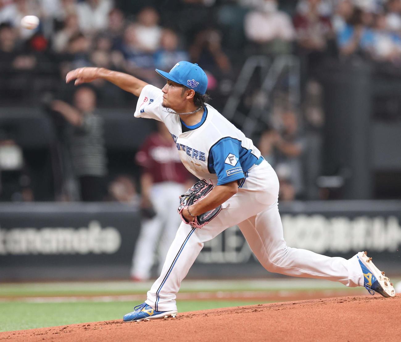 日本ハム対楽天　9勝目を挙げた伊藤（撮影・黒川智章）